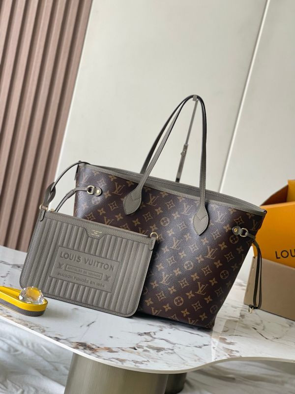 LV Neverfull Inside Out