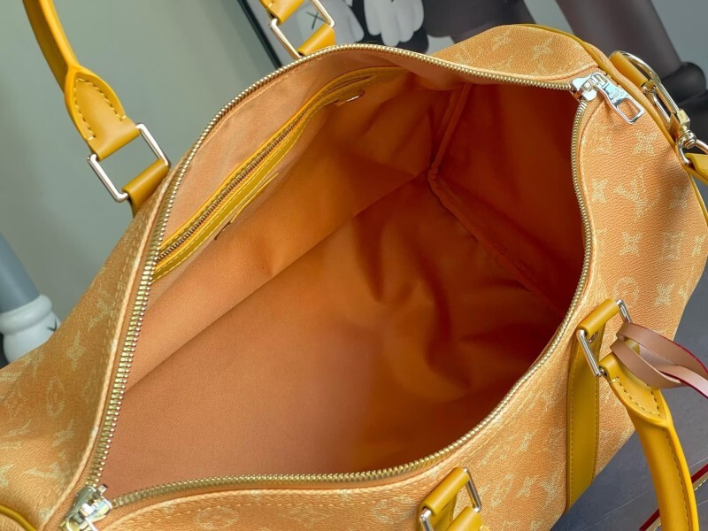 1V Keepall BAG