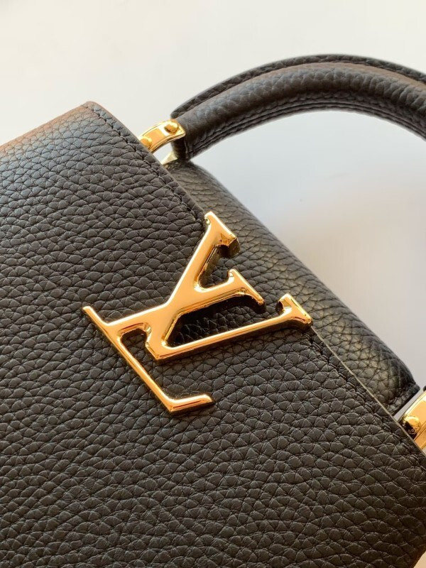 LV capucines Mini Black