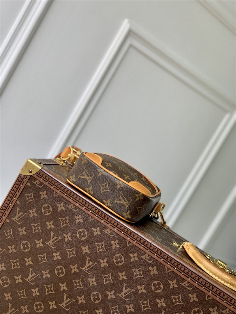 L0vis Vvtt0n Monogram Archive Danube M14013 Handbag
