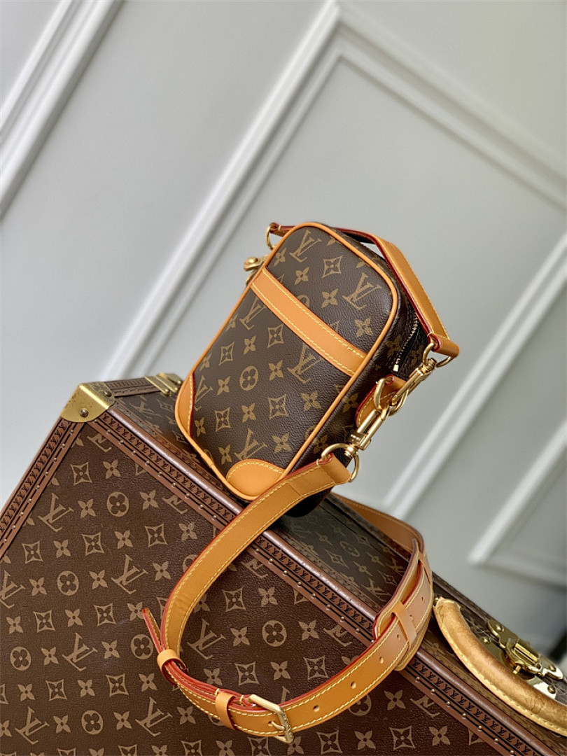 L0vis Vvtt0n Monogram Archive Danube M14013 Handbag
