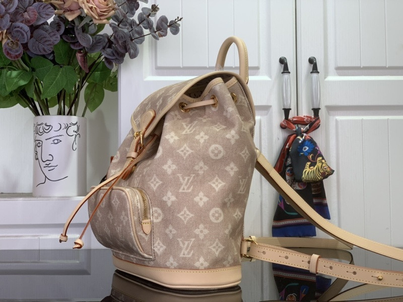 l0vis Vvtt0n monogram excursion backpack