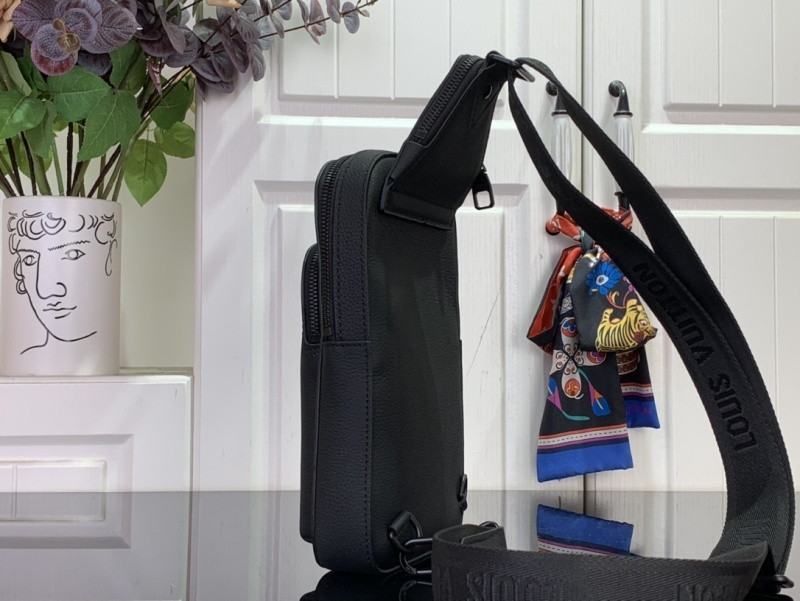 LV Avenue Slingbag Damier Graphite Canvas