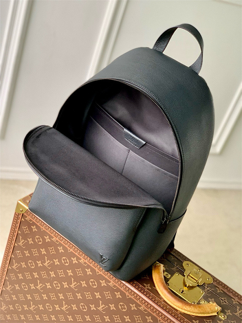 LV Discovery Monogram Shadow Backpack M15259