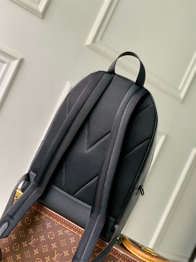 LV Discovery Monogram Shadow Backpack M15259