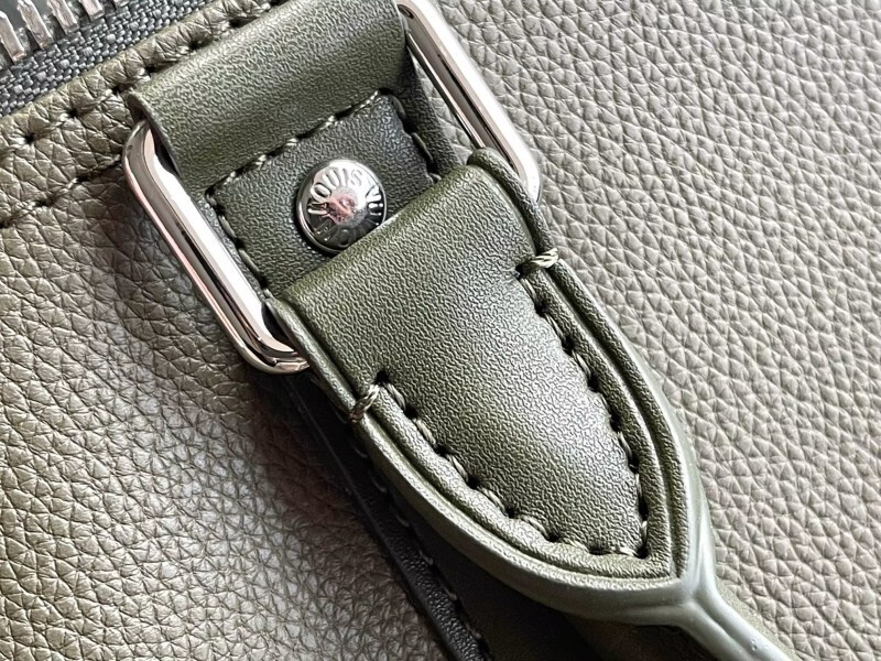 1V Keepall BAG