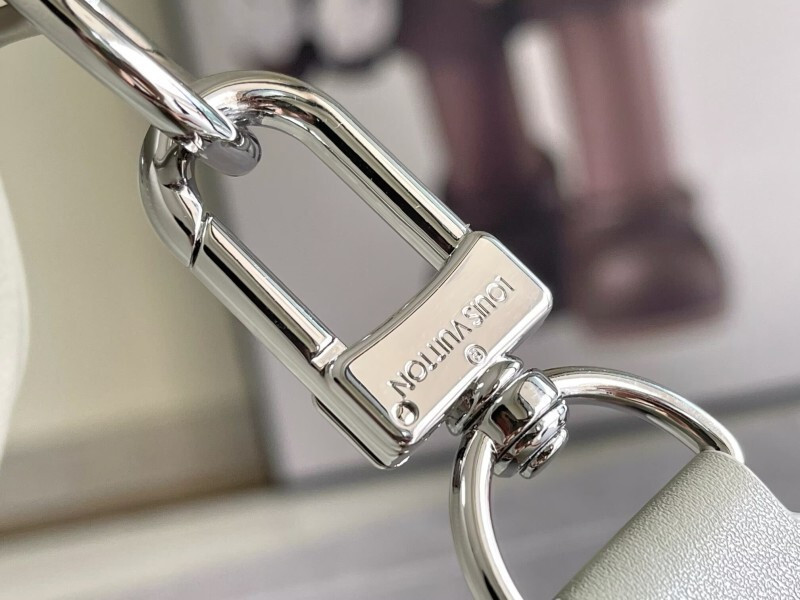 1V Keepall BAG