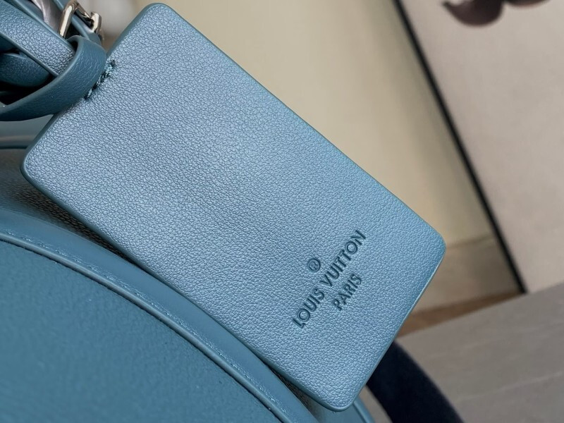 1V Keepall BAG