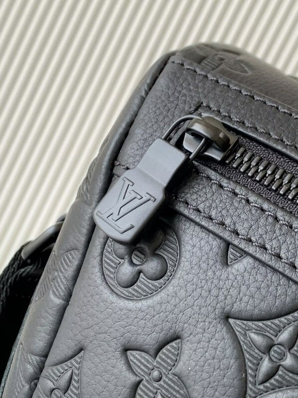 l0vis Vvtt0n messenger voyager pm g65