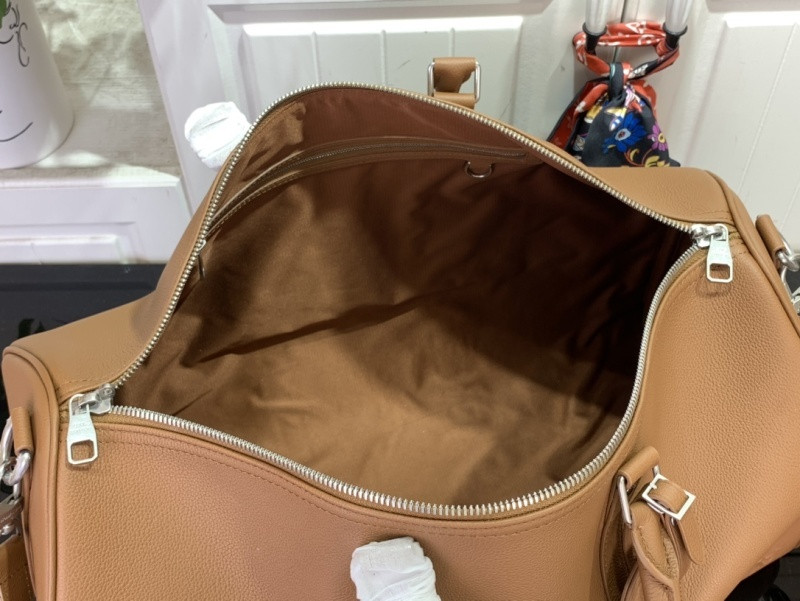 1V Keepall BAG
