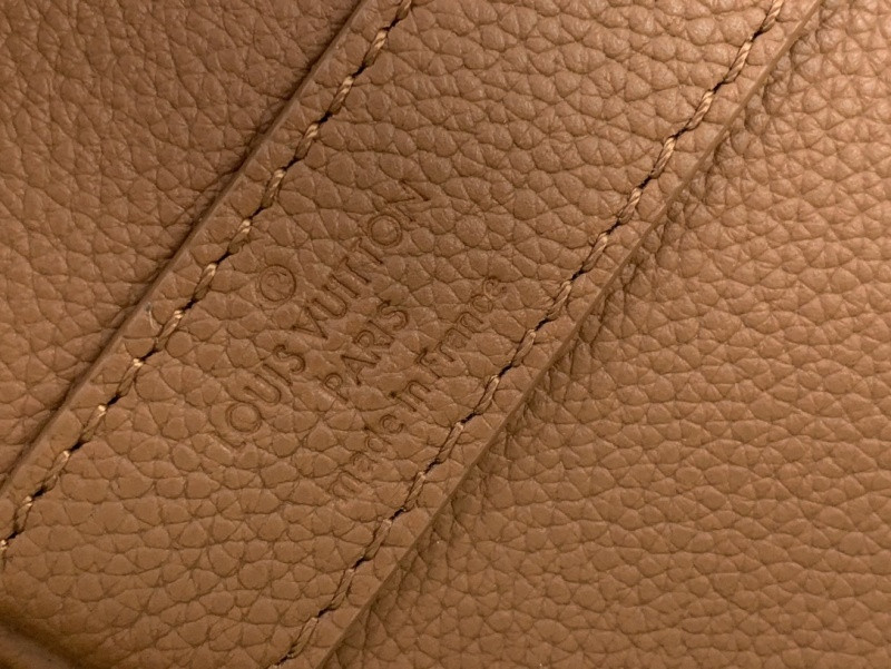 1V Keepall BAG