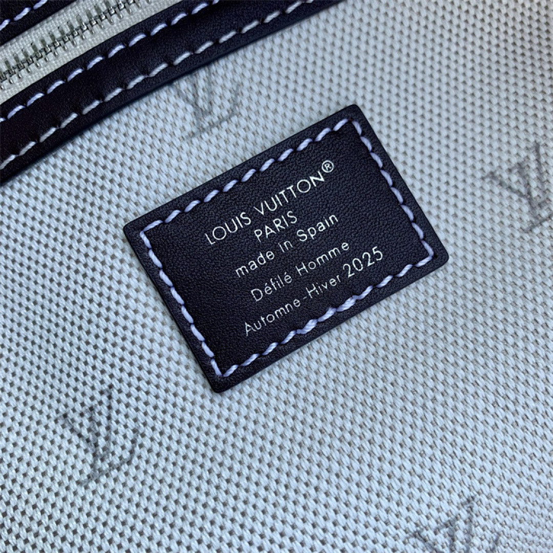 1V Keepall BAG