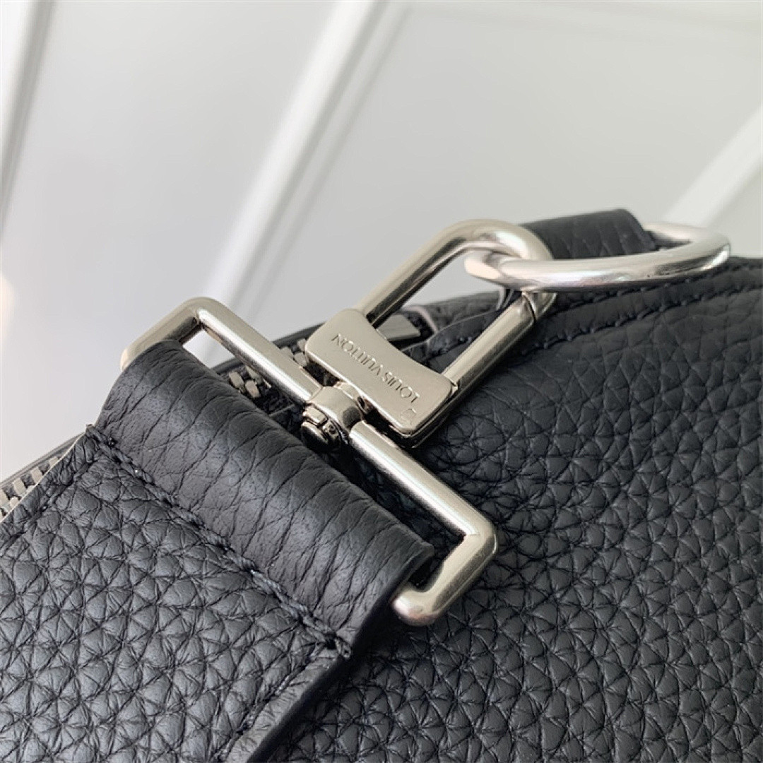 LV Men