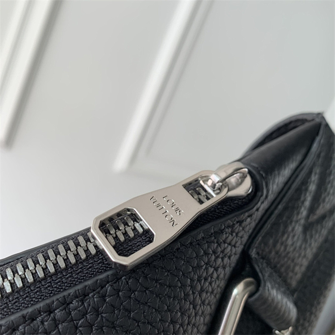LV Men