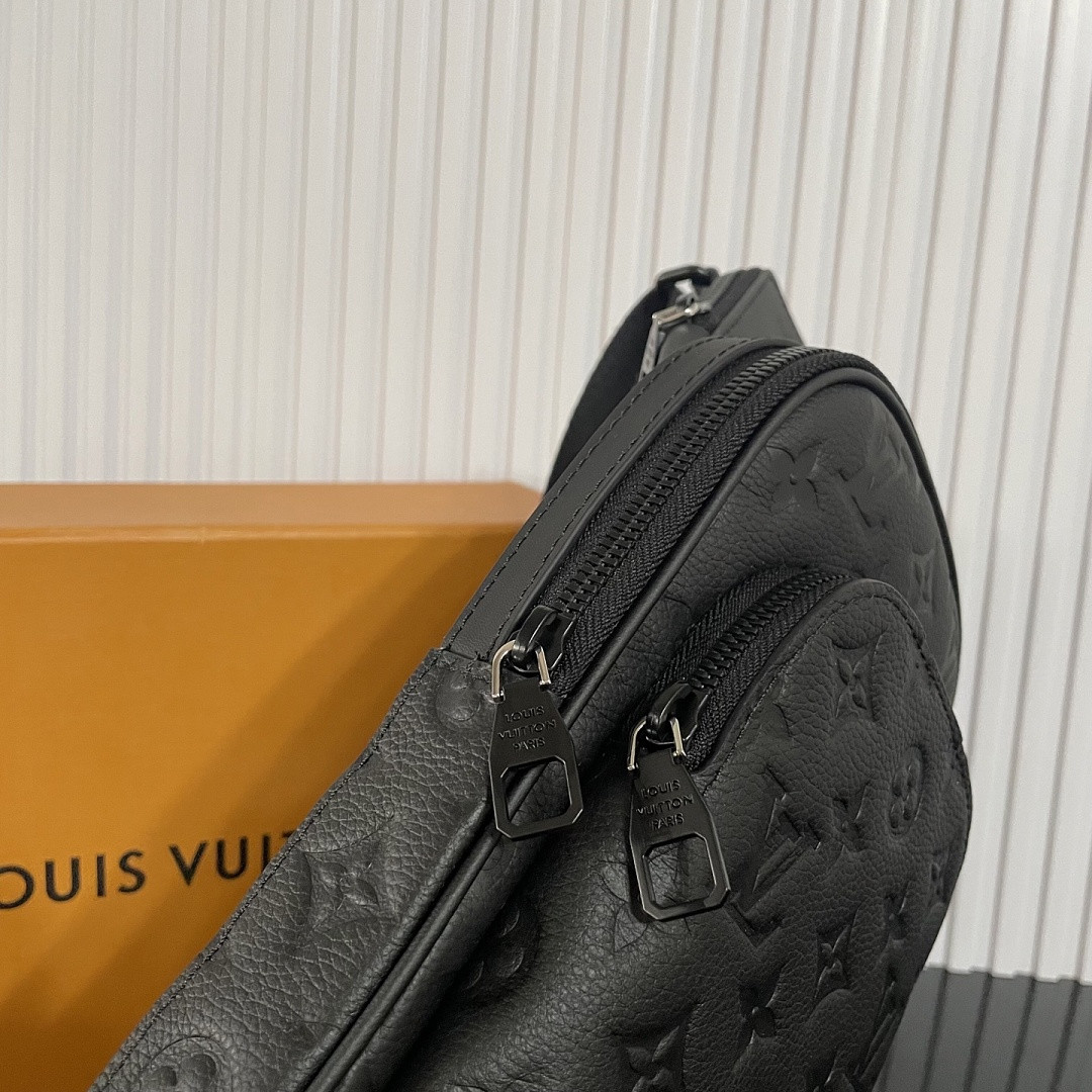 LV Avenue Slingbag PM Taurillon Monogram M2A354