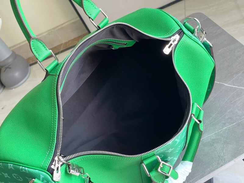 1V Keepall BAG