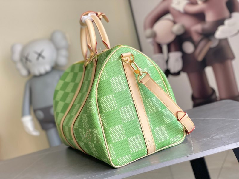 1V Keepall BAG