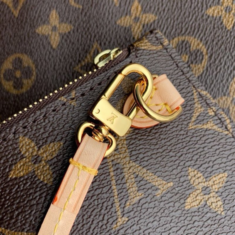 LV Neverfull Inside Out