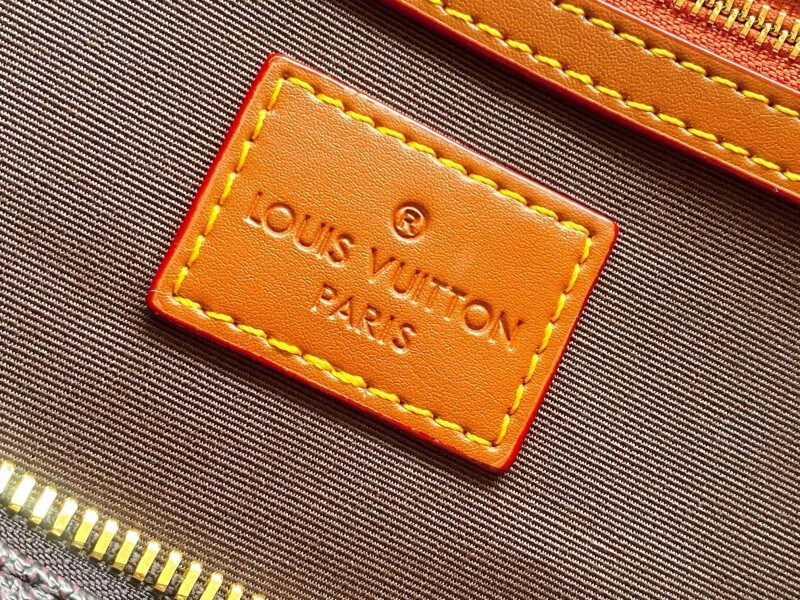 1V Keepall BAG