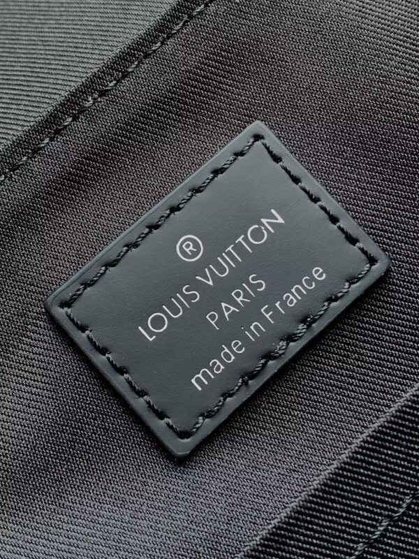 L0vis Vvtt0n Trio Jm messenger