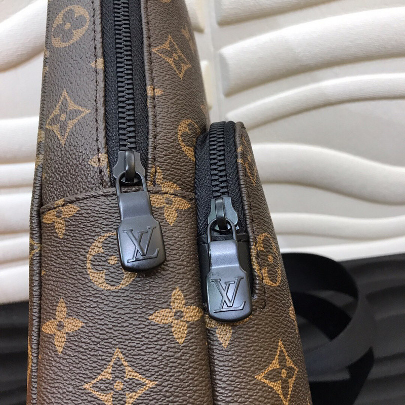 L*uis V*itton Shoulder Bag