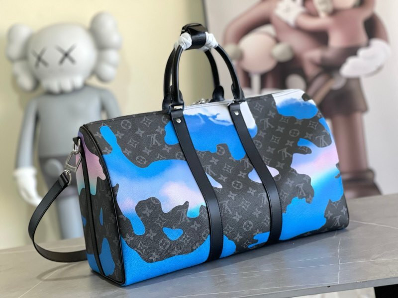 1V Keepall BAG