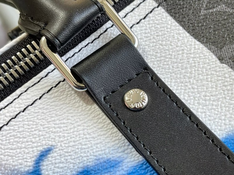 1V Keepall BAG