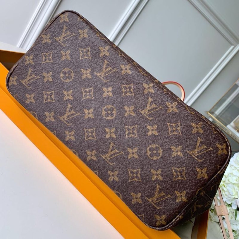LV Neverfull Inside Out