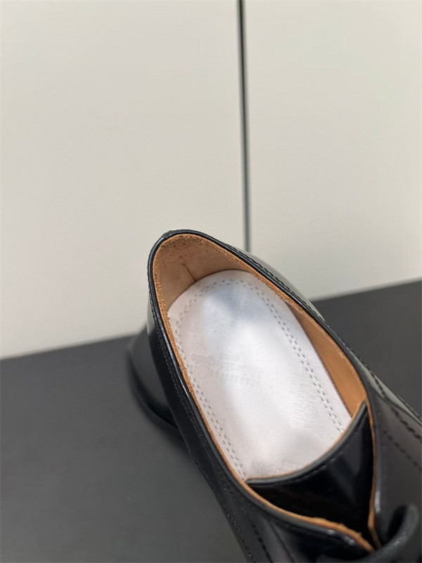 ma*s*n Ma*i*la leather shoes