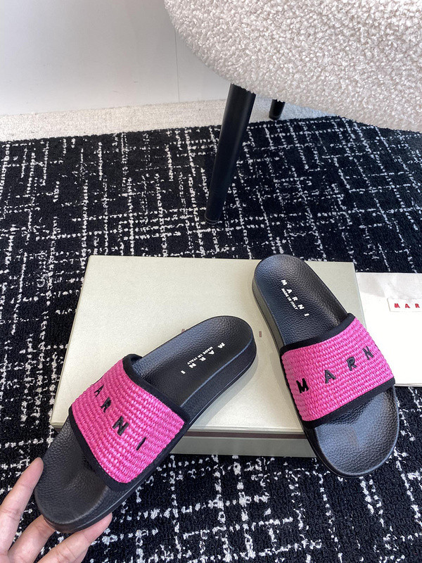 MARNI EMBROIDERED-LOGO SLIDES