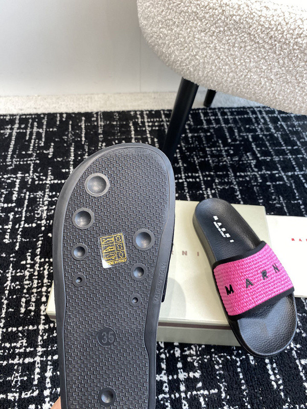 MARNI EMBROIDERED-LOGO SLIDES