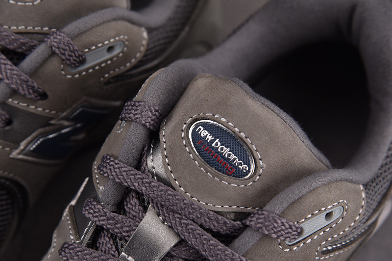 New Balance 2002R OG 