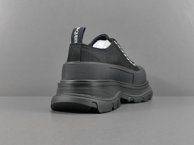 a1exa*der Mcqv*en sneaker