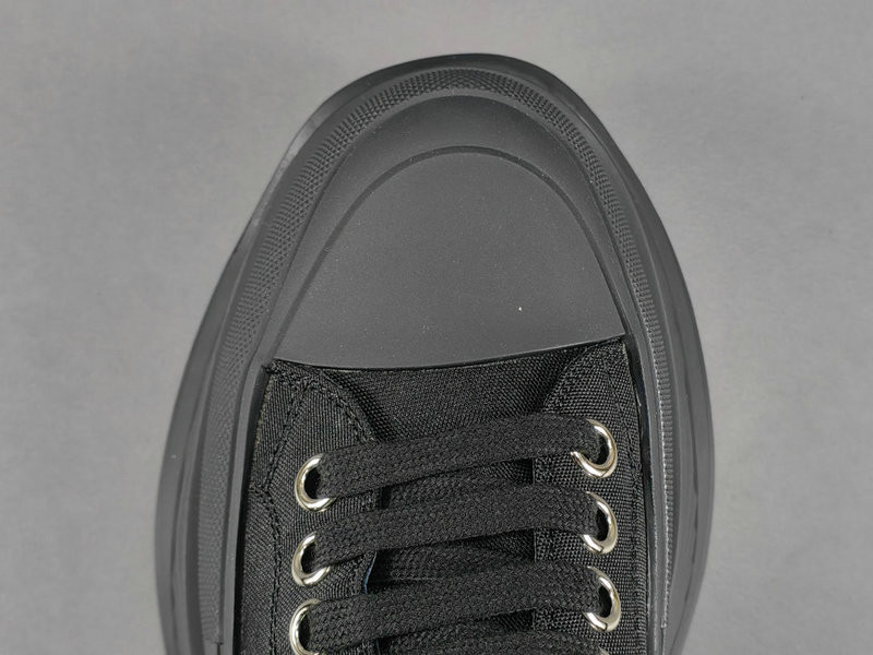 a1exa*der Mcqv*en sneaker