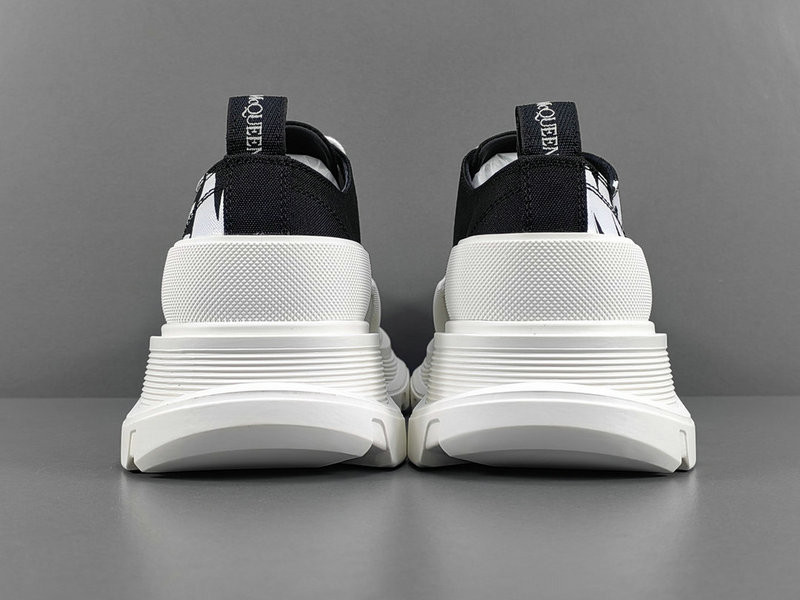 a1exa*der Mcqv*en sneaker