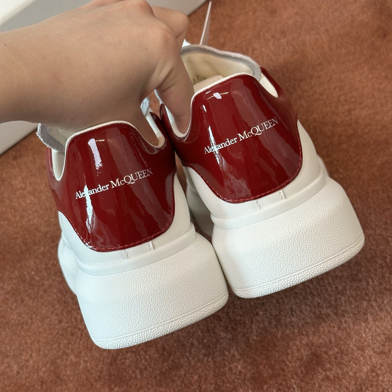 a1exa*der Mcqv*en sneaker