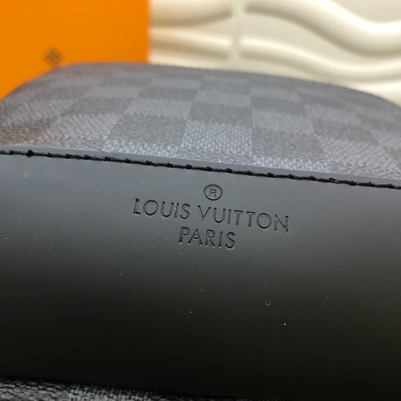 L*uis V*itton Shoulder Bag