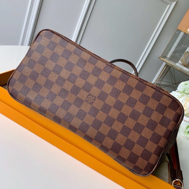 LV Neverfull Inside Out