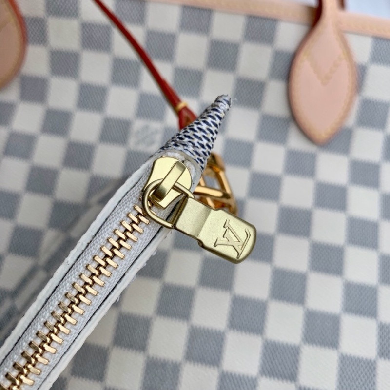 LV Neverfull Inside Out