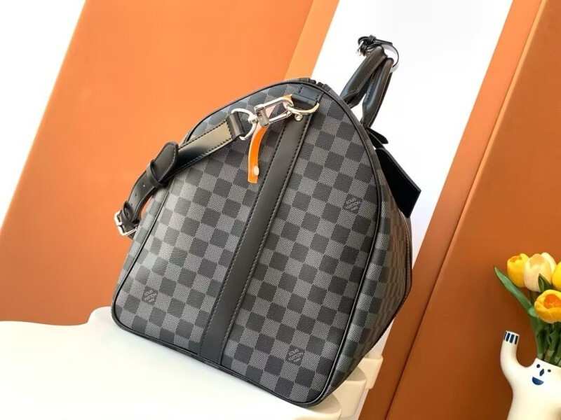1V Keepall BAG