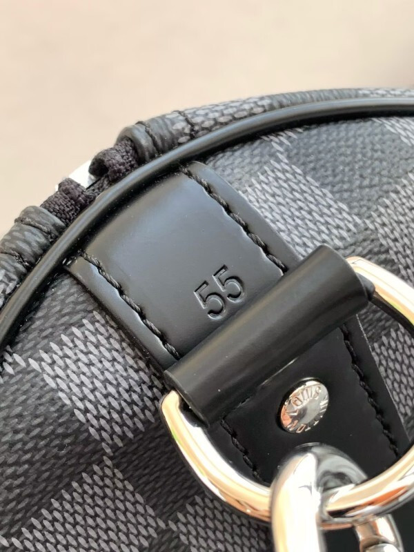 1V Keepall BAG