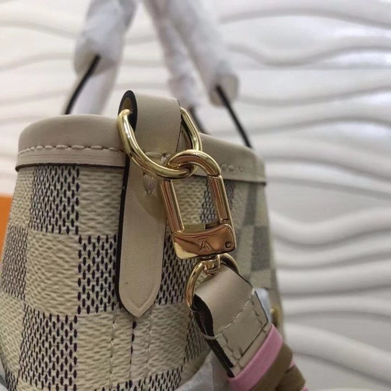 LV Neverfull Inside Out