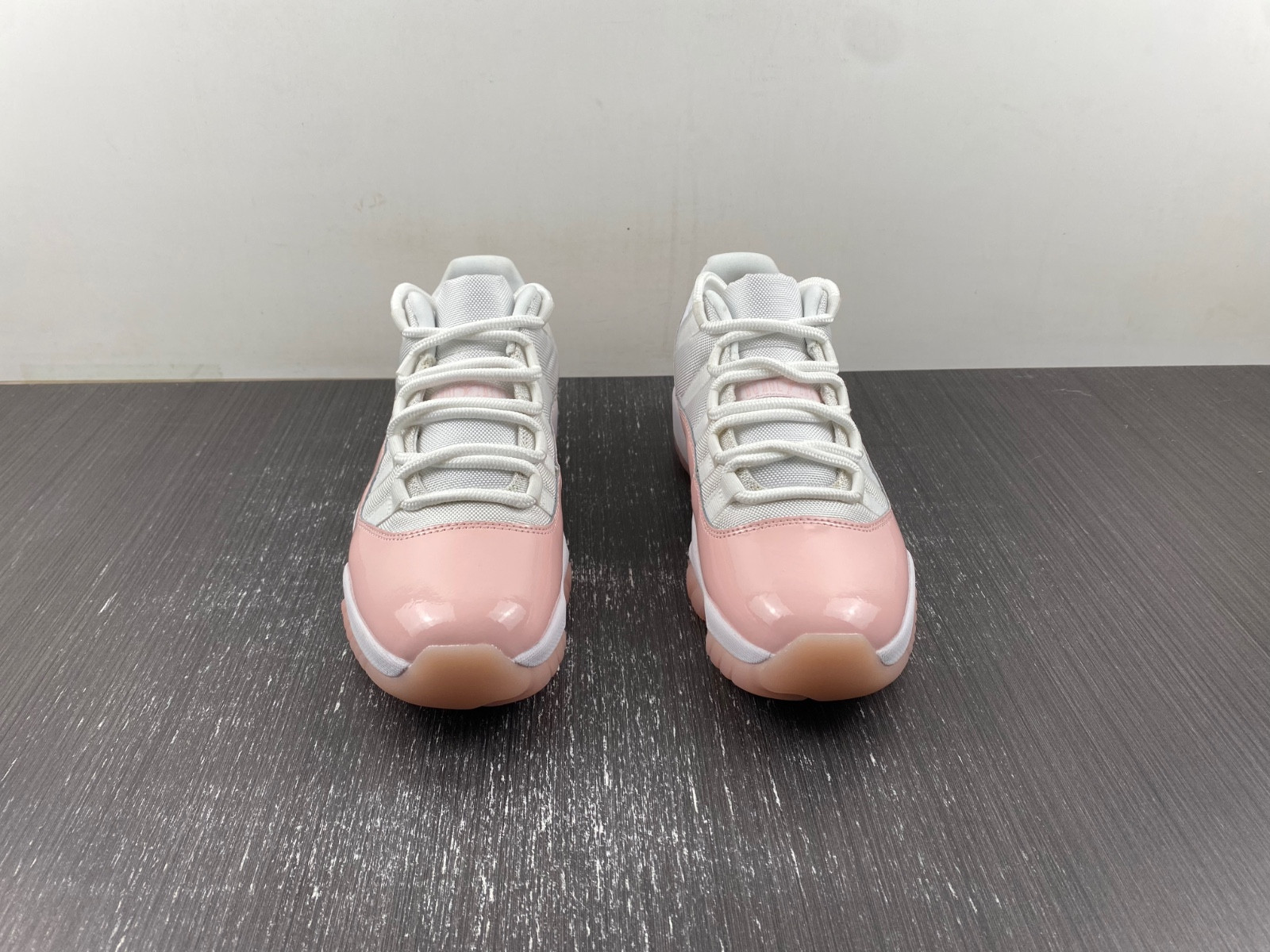 Air Jordan 11 Low Legend Pink AH7860-160