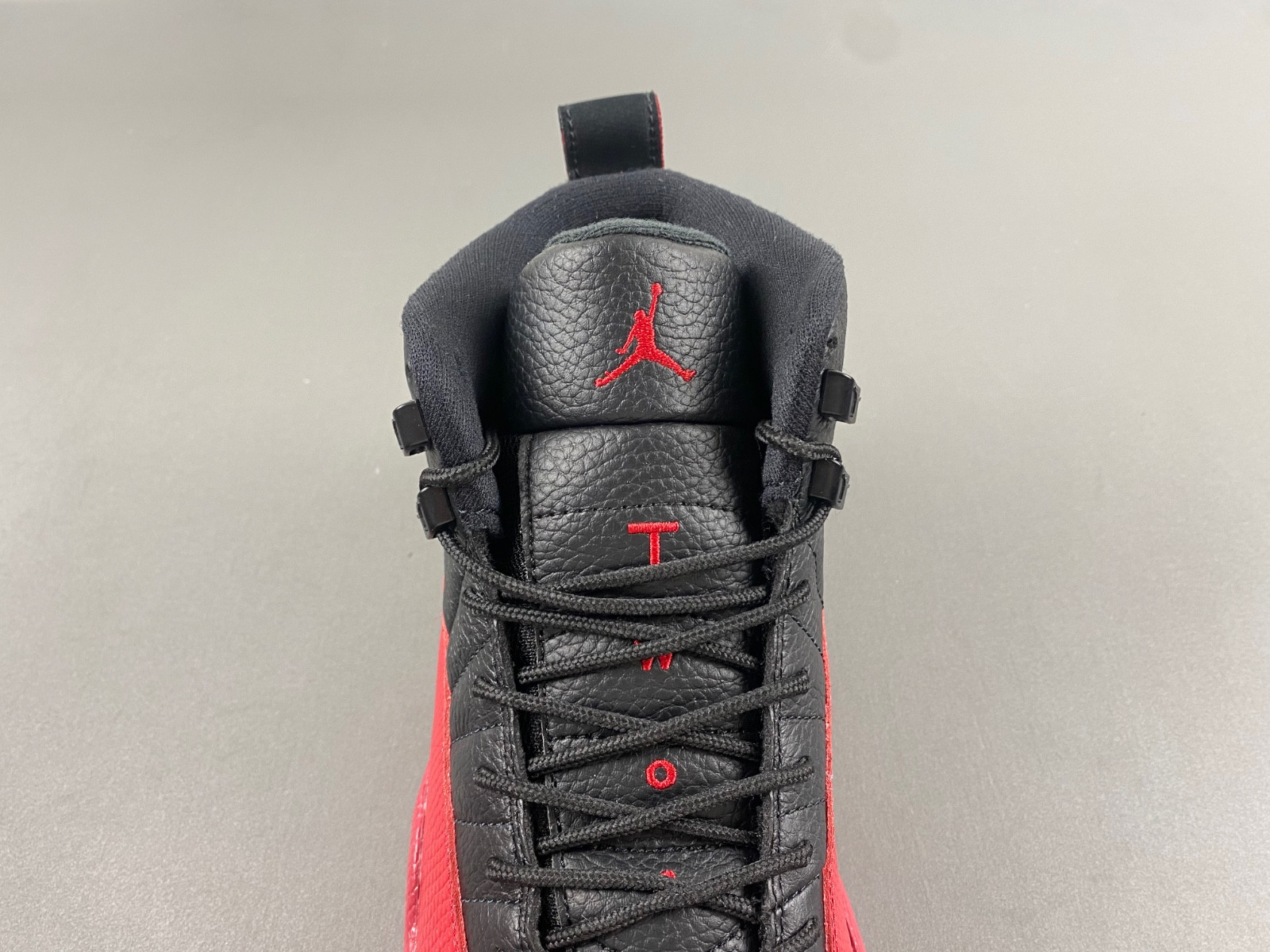 Jordan 12 Retro Flu Game (2016) 130690-002