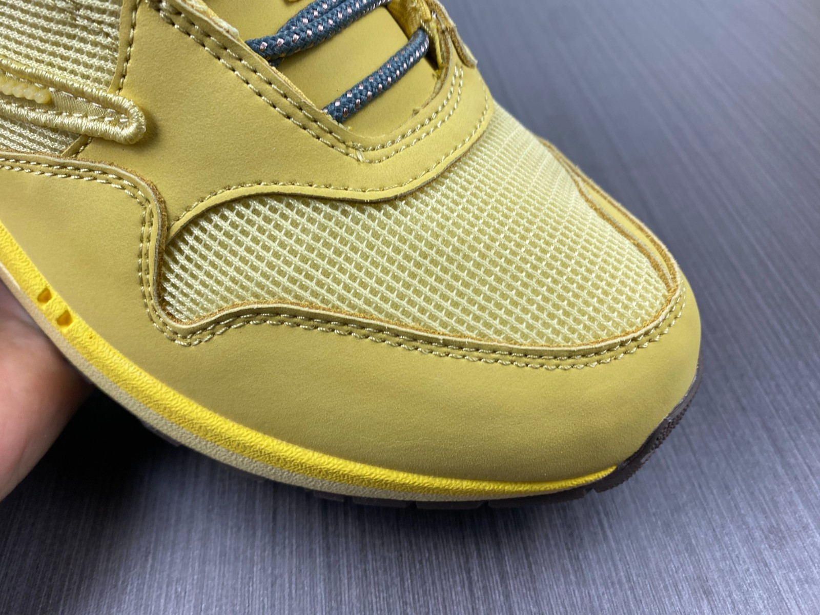 Travis Scott x Nike Air Max 1 "Wheat" DO9392-700