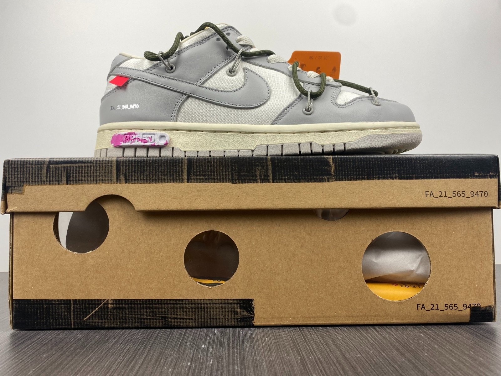 NIKE DUNK LOW OW LOT 22 OF 50 DM1602-124