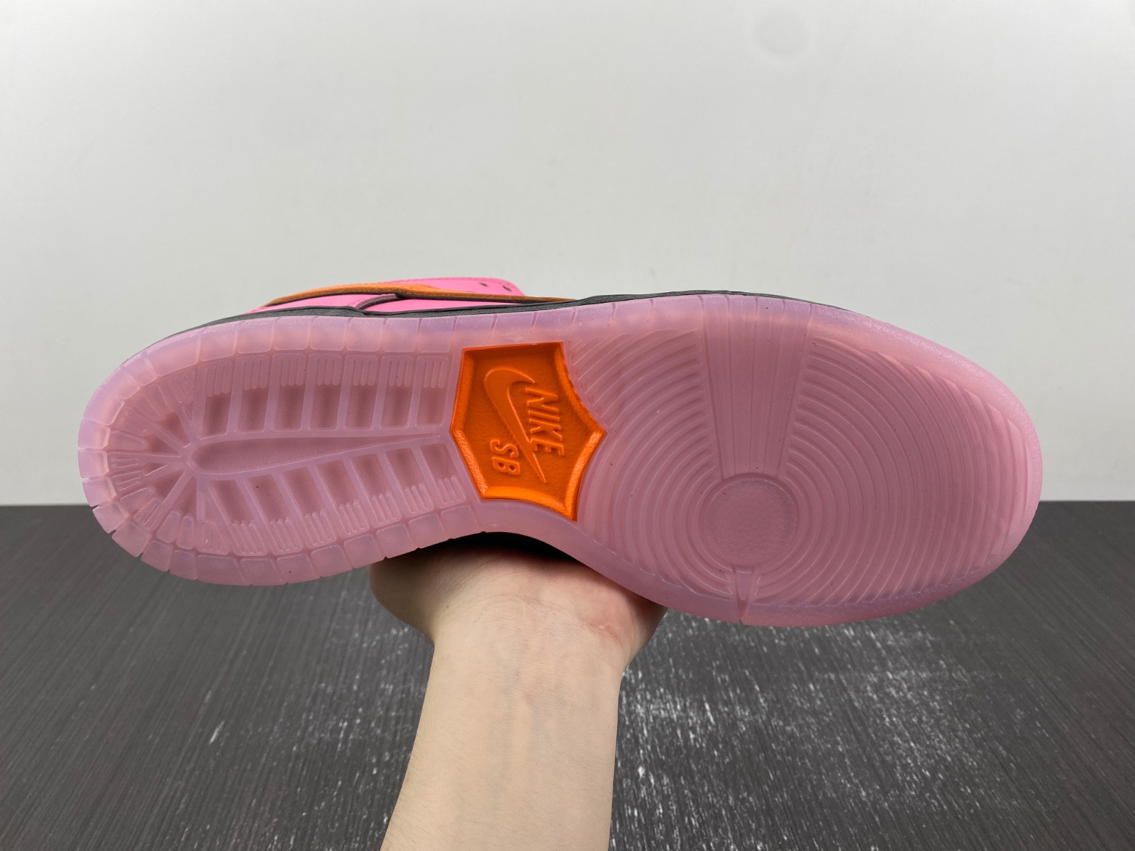 Powerpuff Girls x Nike SB Dunk Low Pro "Blossom" FD2631-600