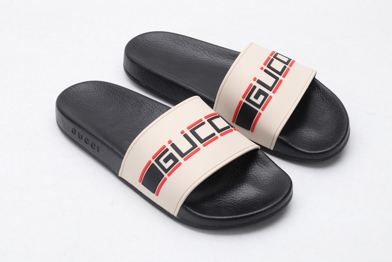 GUC LEATHER SLIDE