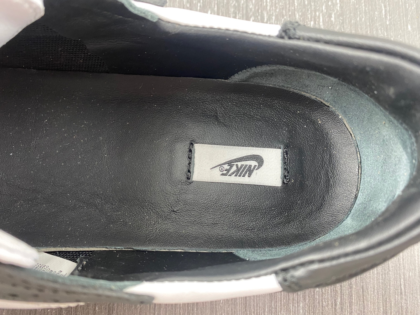 G-Dragon x Nike Kwondo 1 "Panda" DH2482-101