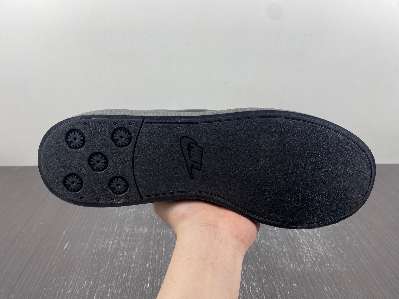 G-Dragon x Nike Kwondo 1 "Panda" DH2482-101